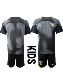 Brasilien Målvakt Replika Hemmakläder Barn VM 2022 Kortärmad (+ byxor)